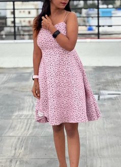 Simran - escort in Vellore Photo 4 of 5