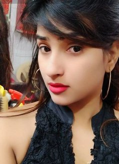 Neha - எஸ்கார்ட் in Mumbai Photo 1 of 3