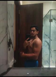 Parth Batra - Male escort in New Delhi Photo 2 of 4