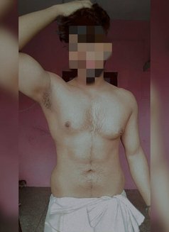 Lokesh - Male एस्कॉर्ट in Bangalore Photo 3 of 3