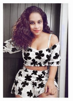 Transexual Tambaram Chennai - Transsexual escort in Chennai Photo 4 of 5