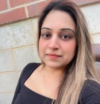 Supriya Independent 🫦 - escort in Noida