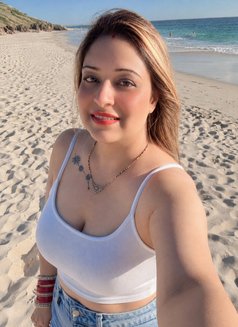 Supriya Independent 🫦 - escort in Noida Photo 3 of 6