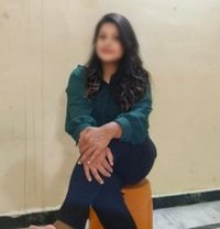 Fedora Independent Escort and Real Meet - एस्कॉर्ट एजेंसी in Mumbai