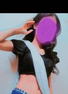 Monalisha - एस्कॉर्ट in New Delhi Photo 1 of 6