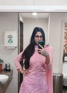 Amishasingh - Transsexual এস্কর্ট in New Delhi Photo 1 of 7