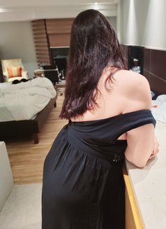 No Brokers in Between, Silvi Chaudhary - escort in Gurgaon Photo 4 of 11