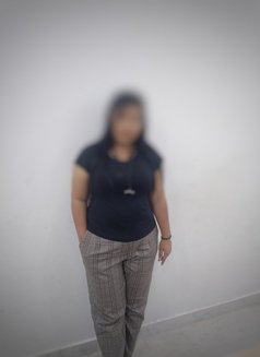 Russian Escort Service Delhi - एस्कॉर्ट एजेंसी in New Delhi Photo 4 of 5