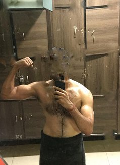 Ladies, You Deserve More Than Roses - Male escort in Gurgaon Photo 1 of 1