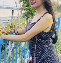 Rose - escort in Agra