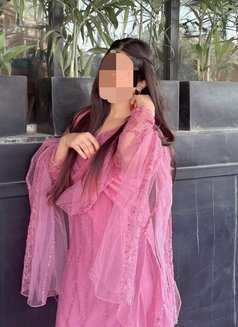 Mahi roy sex chat (cam show & real meet) - escort in Hyderabad Photo 4 of 6