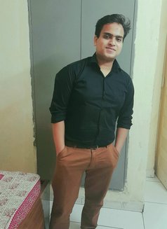 Vishal - Male massage in New Delhi Photo 3 of 9