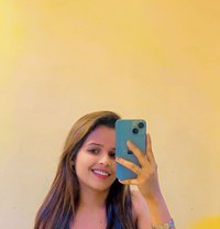 Jiya Khan - एस्कॉर्ट in Bangalore