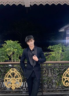 Mr Jerry - Male escort in Pune Photo 2 of 5
