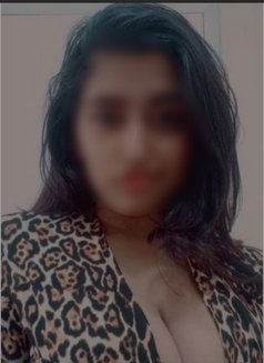 Fully independent girl for cam & meet - এস্কর্ট in Hyderabad Photo 3 of 3