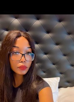 Camila - एस्कॉर्ट in Noida Photo 8 of 8