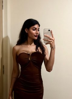 Millie - ఎస్కార్ట్ in Hyderabad Photo 3 of 13