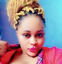 Shaki - এস্কর্ট in Chandigarh