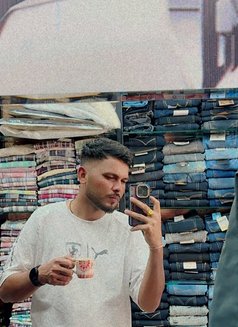 Ysh - Male এস্কর্ট in Gurgaon Photo 1 of 5