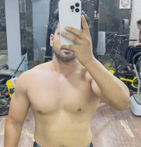 Aryankhan - Male escort in New Delhi