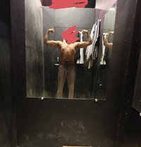 Riyansh Sharma - Male escort in New Delhi