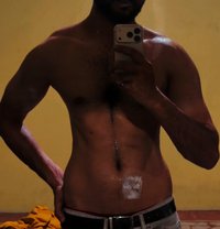 Ca Topper - Male एस्कॉर्ट in Gurgaon
