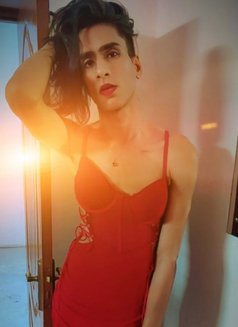 Aayaatt - Transsexual escort in New Delhi Photo 1 of 9