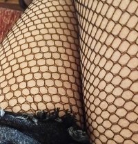Alina - escort in New Delhi Photo 1 of 9