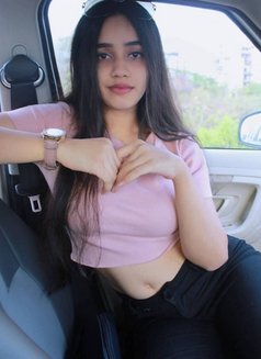 Hi Class Genuine Vip Top Model Educated - एस्कॉर्ट in Mumbai Photo 1 of 2