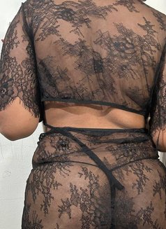 Shruthi - escort in Bangalore Photo 1 of 3