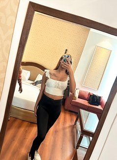 Webshow With Genuine Ruhani - एस्कॉर्ट in Mumbai Photo 9 of 11