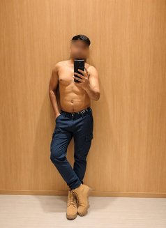 Rohan - Male escort in New Delhi Photo 2 of 5