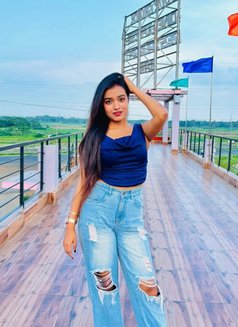 Web Cam & Real Meet - एस्कॉर्ट in Bangalore Photo 1 of 1