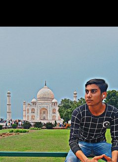 Rohit Singh - Male escort in New Delhi Photo 1 of 1