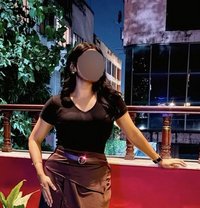 Outcall Service Available - एस्कॉर्ट in Hyderabad