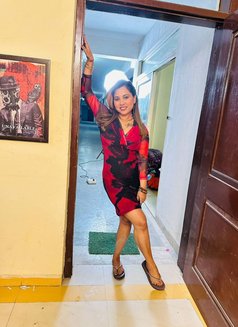 Independent Model Tina Nandi - escort in Chennai Photo 2 of 5