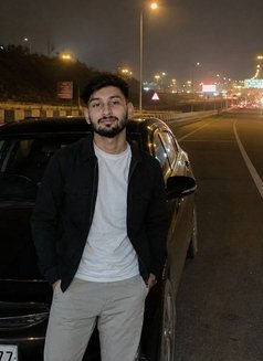 Jonny chandigarh indipendent call boy - Male escort in Chandigarh Photo 1 of 1