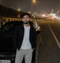 Jonny chandigarh indipendent call boy - Male escort in Chandigarh Photo 1 of 1
