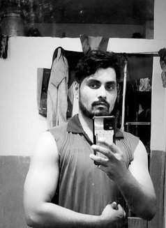 Viraj - Male massage in Mumbai Photo 9 of 15