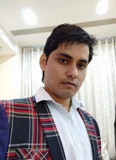 Viraj - Male massage in Mumbai Photo 11 of 15