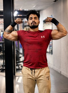 Viraj - Male massage in Mumbai Photo 14 of 15