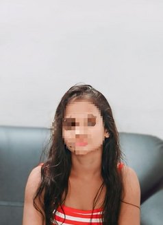 Sanjnasharma - এস্কর্ট in Hyderabad Photo 1 of 2