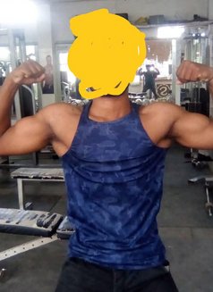 Rohit Singhania - Male एस्कॉर्ट in Hyderabad Photo 1 of 3