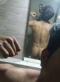 Yash Yours - Male adult performer in Jaipur Photo 2 of 3
