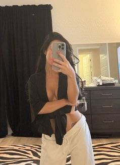 Hannah - एस्कॉर्ट in Ahmedabad Photo 1 of 1