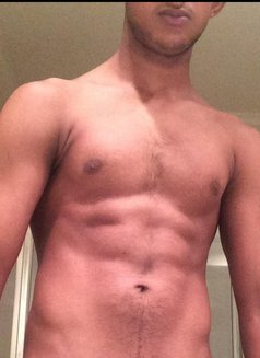 Top Rated Desi Male Escort & Body Massag - Male ఎస్కార్ట్ in New Delhi Photo 1 of 1