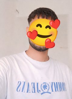 Veer - Male escort in New Delhi Photo 3 of 5