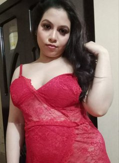 Nidhi - एस्कॉर्ट in Kochi Photo 1 of 1