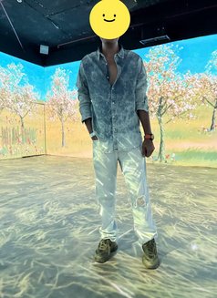 Sameer - Male escort in Pune Photo 2 of 3