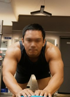 Abhi - Male மசாஜ் in New Delhi Photo 1 of 2